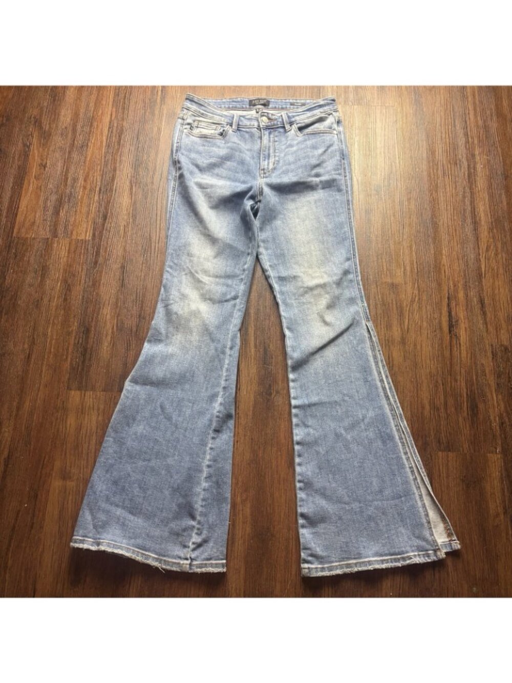 Judy Blue Flare Jeans  Distressed Medium Wash Side Slit Women’s Size 9/29